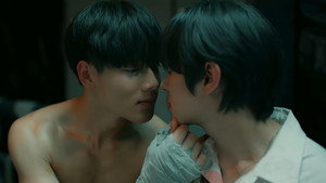 หมัดน็อกล็อกหัวใจ kép