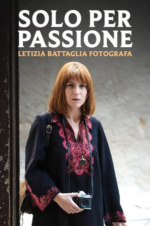 Fény a sötétben - Letizia Battaglia fotográfus poszter