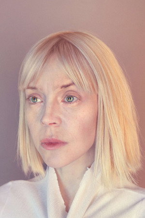 Antonia Campbell-Hughes profil kép