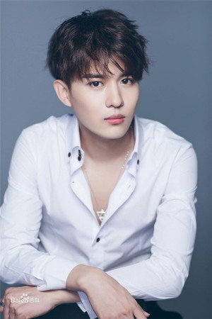 蒙恩 profil kép