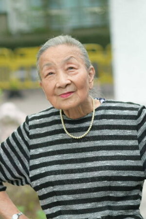 楊依依