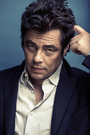 Benicio del Toro profil kép