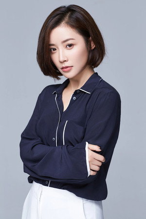 瑛子 profil kép