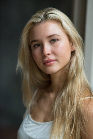 Isabel May profil kép
