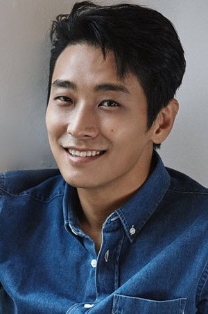 주지훈 profil kép