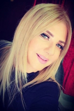 ندى بسيوني profil kép
