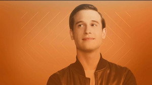 Hollywood Medium with Tyler Henry kép