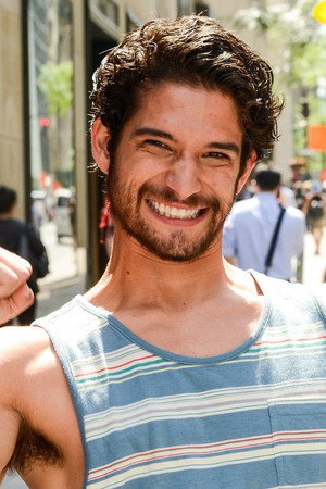 Tyler Posey profil kép