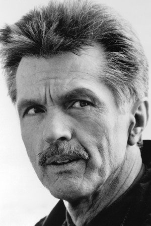 Tom Skerritt profil kép