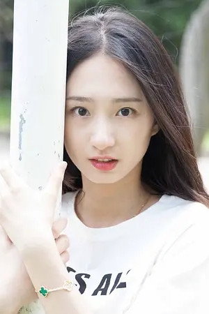 谭盐盐 profil kép