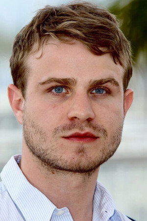 Brady Corbet profil kép