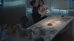 东八区的先生们 kép