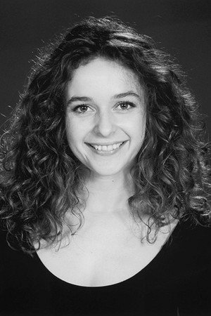 Julia Sawalha profil kép
