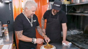 Diners, Drive-Ins and Dives 50. évad Ep.12 12. epizód