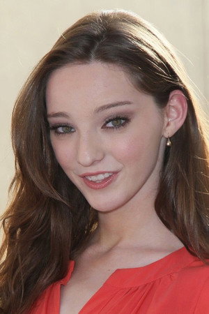 Emma Dumont profil kép
