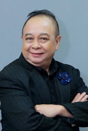 Tiểu Bảo Quốc profil kép