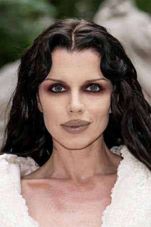 Julia Fox profil kép