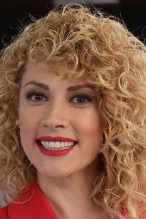 Açelya Topaloğlu profil kép