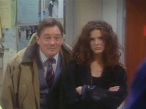 Drop the Dead Donkey 2. évad Ep.11 11. epizód