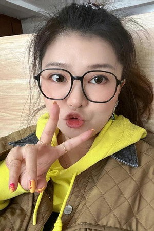 喬詩語 profil kép