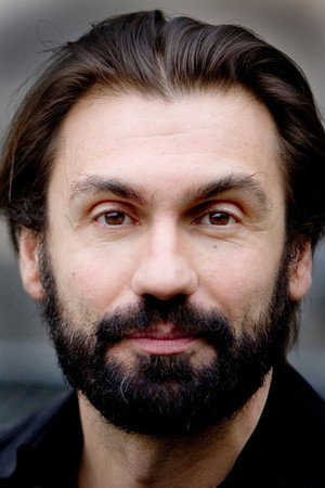 Fabrizio Gifuni profil kép