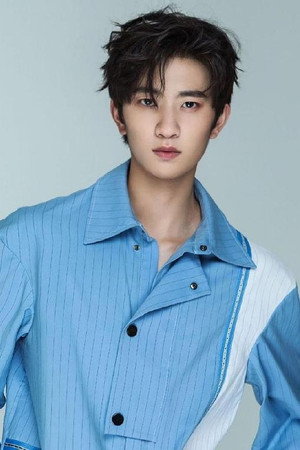 侯朋岩 profil kép
