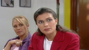 Betty, a csúnya lány 1. évad Ep.295 295. epizód