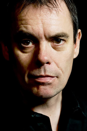 Kevin Eldon profil kép