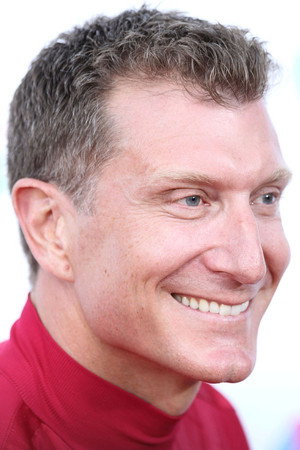 Simon Pryce profil kép