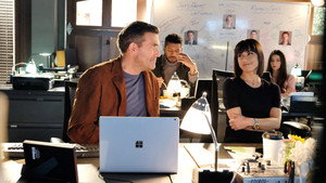 UnREAL 3. évad Ep.9 9. epizód