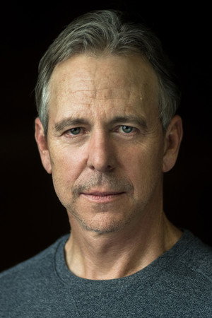 Robert C. Treveiler profil kép