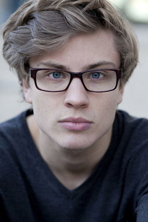 Jannik Schümann profil kép