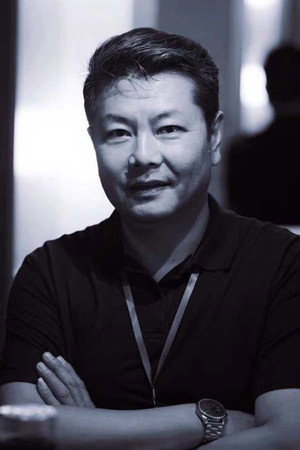Zhang Xiaolin profil kép