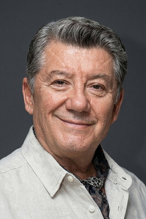 Tarık Ünlüoğlu profil kép