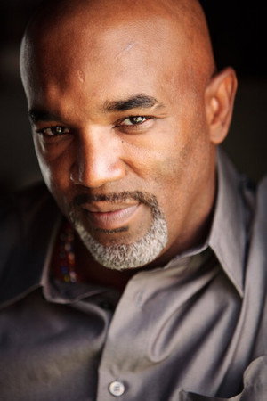 Leonard L. Thomas profil kép
