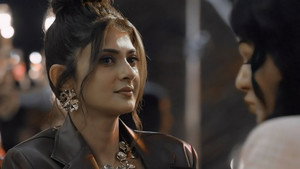 Raisinghani VS. Raisinghani 1. évad Ep.5 5. epizód