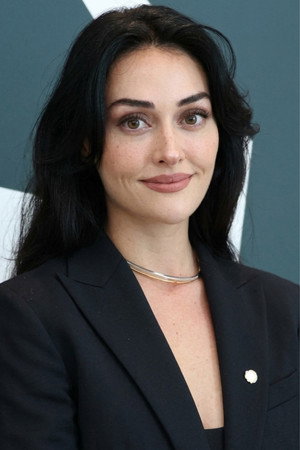 Esra Bilgiç profil kép