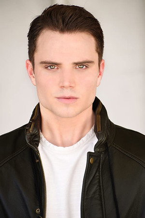 Cameron Deane Stewart profil kép