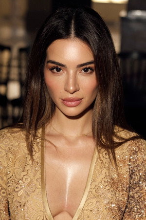 Melisa Aslı Pamuk profil kép
