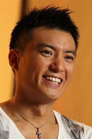 徳重聡 profil kép