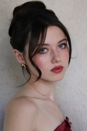 Violet McGraw profil kép