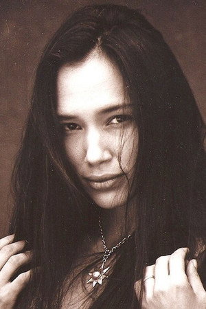 Irene Bedard profil kép