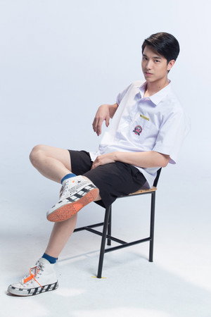 Who Are You เธอคนนั้นคือฉันอีกคน poszter