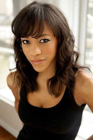 Nikki M. James profil kép