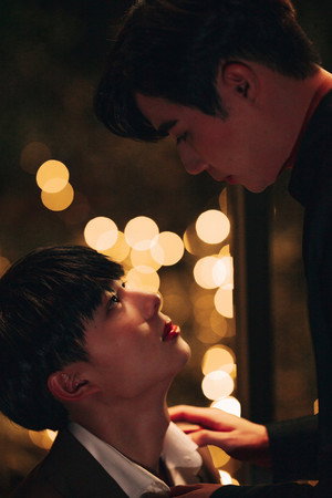 นิ่งเฮียก็หาว่าซื่อ poszter