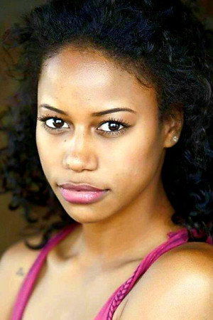 Taylour Paige profil kép