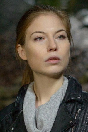 Nora Waldstätten profil kép