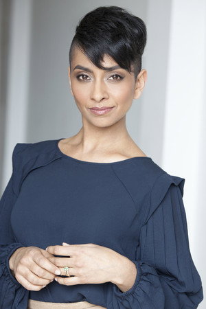 Ayesha Mansur Gonsalves profil kép
