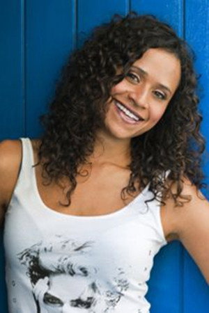 Angel Coulby profil kép