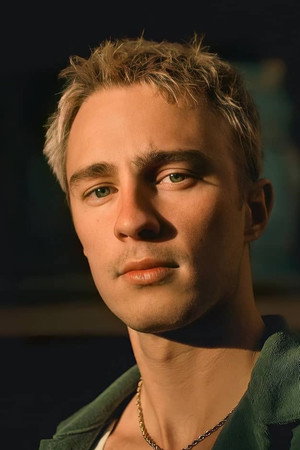 Drew Starkey profil kép